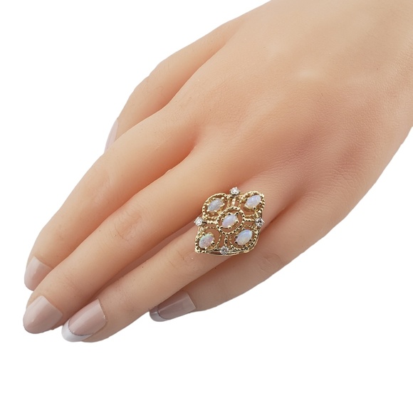 Vintage 14 Karat Yellow Gold Opal and Diamond Ring Size 6 #13348 - Picture 7 of 8